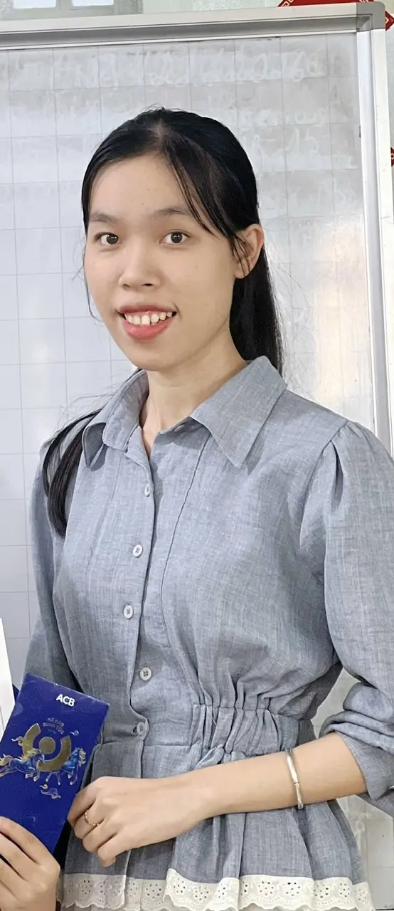 Cô Lê Bích Phượng